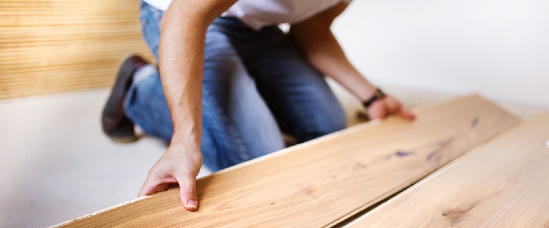 How long does it take a professional to lay laminate flooring?